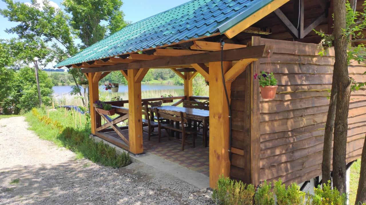 Zelenaya Usad'Ba Stavbor Zavadivka Esterno foto